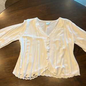 Soft Surroundings decorative blouse. Size Large
